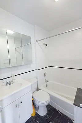 Rented by Voro NYC | media 44