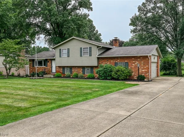 5610 Comanche St NW, North Canton, OH 44720