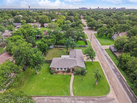 5th image of 1200 Neal Pickett Dr