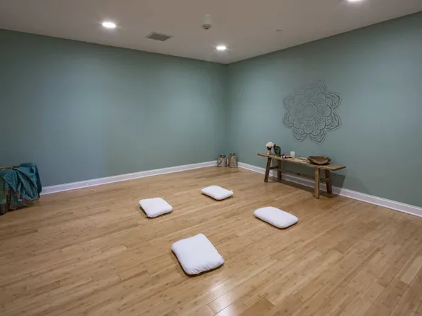 100 Alexander Way image 16 of 25