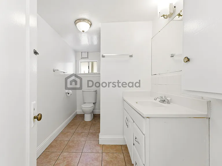 4339 Adeline St #A — Photo 17
