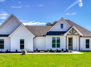 209 Jefferson Way, Weatherford, TX 76088