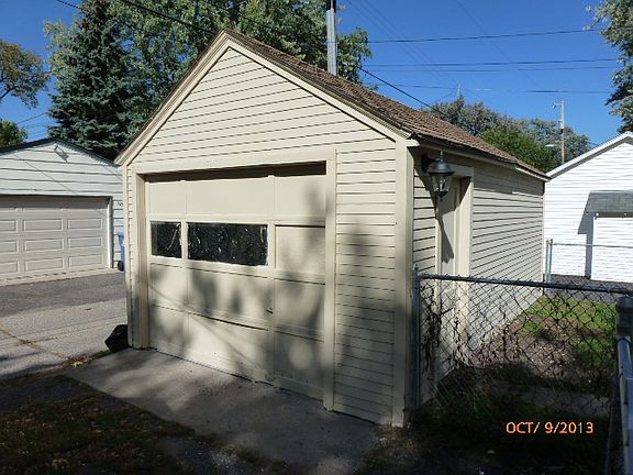 3rd image of 5252 37th Ave S