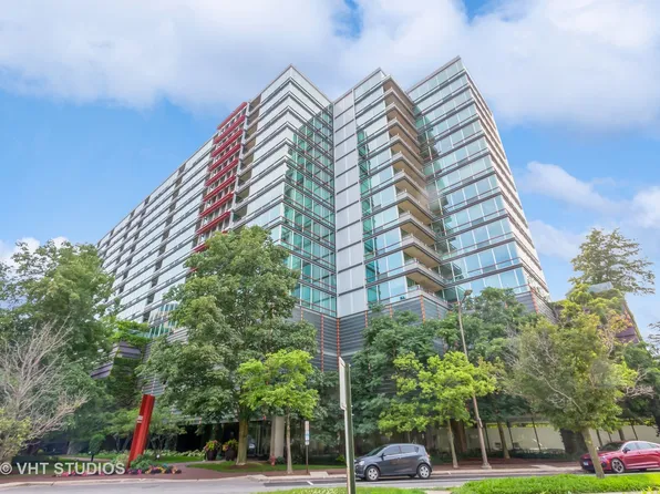 800 Elgin Rd Unit Penthouse 13, Evanston, IL 60201