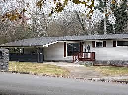 1st image of 4805 Briarwood Dr