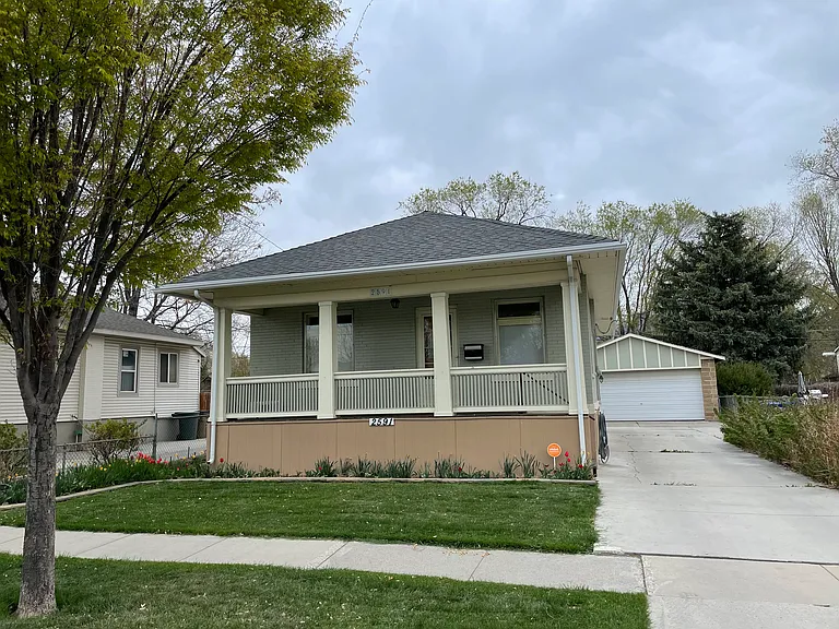 2591 S Park St — Photo 1
