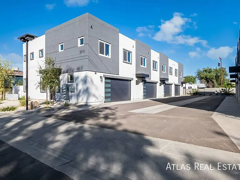 3010 E Yale St #1 — Photo 2