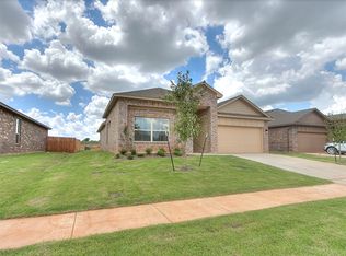 2517 Caden Ct, Yukon, OK 73099