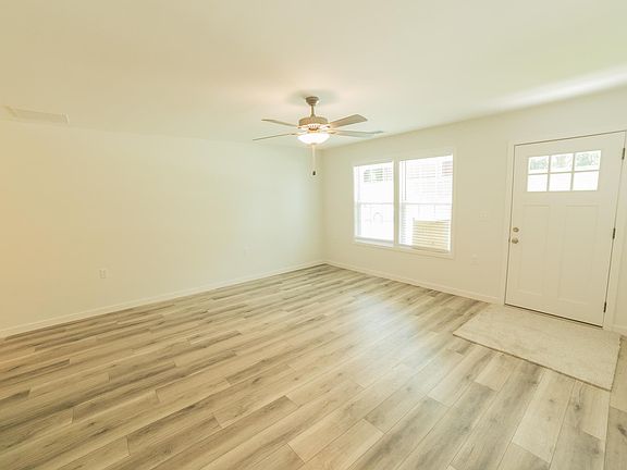 4th image of 2649 Ole Hickory