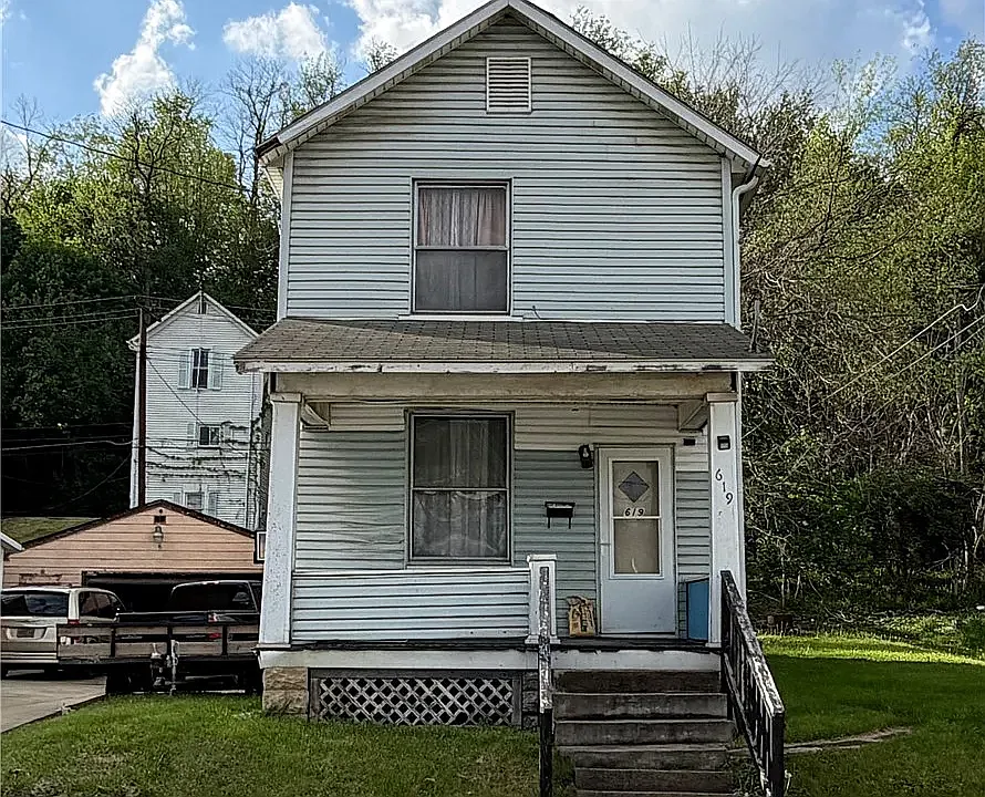 619 N Cedar St