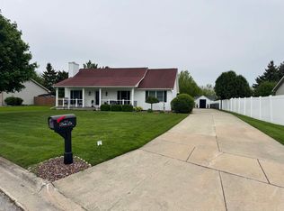 2505 Bala Dr, Bay City, MI 48708