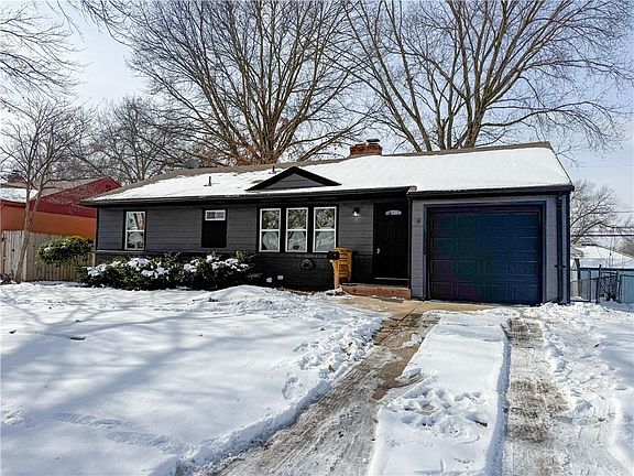 2nd image of 5112 N Cypress Ave