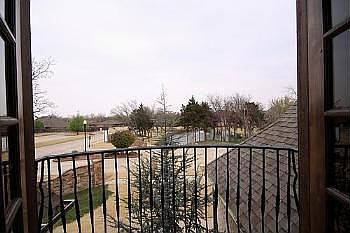 3rd image of 919 Stone Creek Blvd
