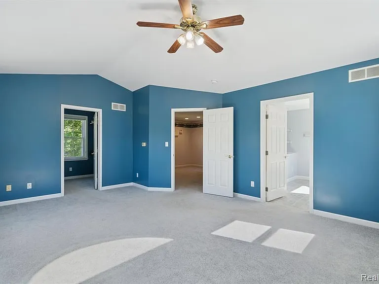 2860 E Coon Lake Rd — Photo 15