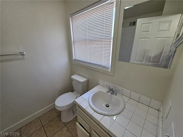 1590 Mustang Dr — Photo 20