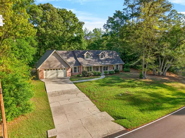 508 W Lakeshore Dr, Carriere, MS 39426