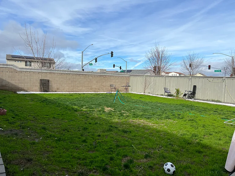 1704 Ball Dr — Photo 33