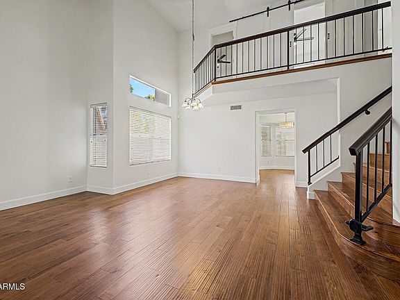 5th image of 1401 N JAMAICA Way