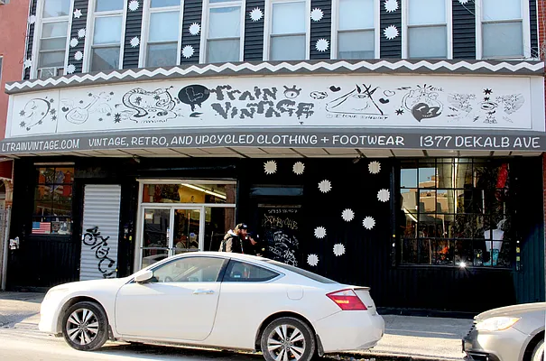 Rented by Pear NYC LLC | media 16