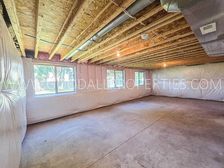 885 Northview Dr — Photo 17