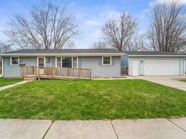 922 Amhart Dr, De Pere, WI 54115