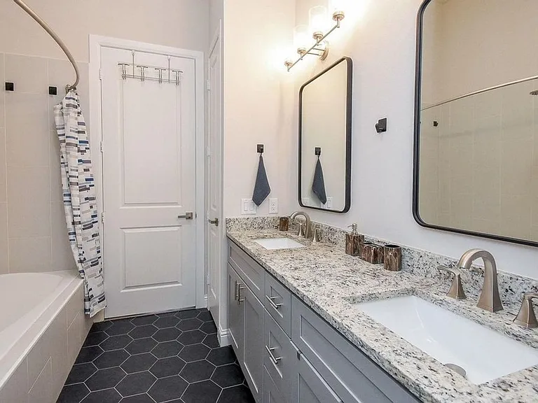 300 Saint Joseph Pkwy #421 — Photo 10