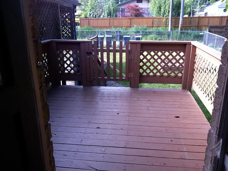 810 E Bancroft Ave — Photo 10