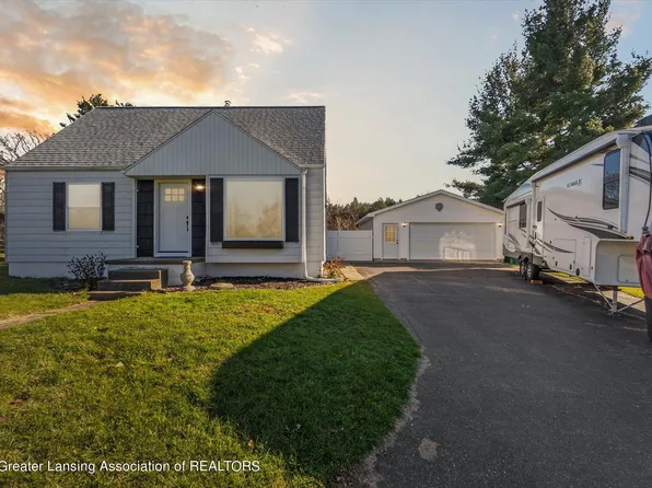 601 S McKinley Rd, Flushing, MI 48433