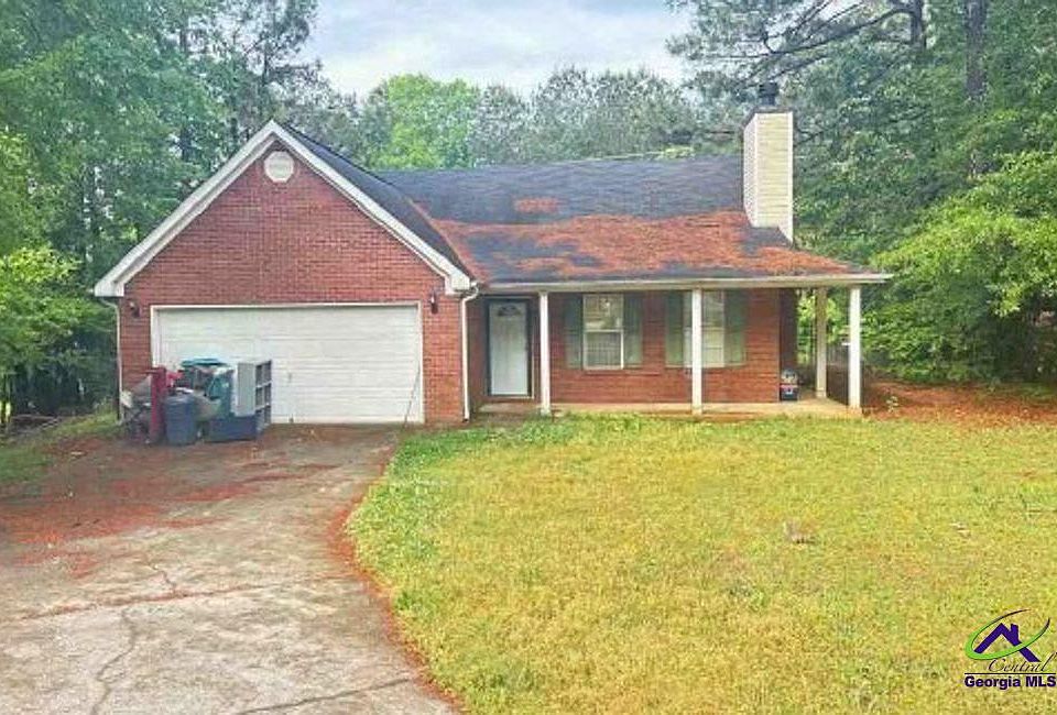 1st image of 208 Drake Elm Ct