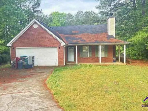 208 Drake Elm Ct, Hampton, GA 30228