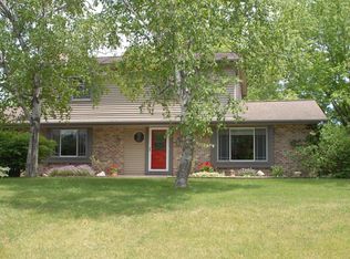 168 W Welshpool Ct, Wales, WI 53183