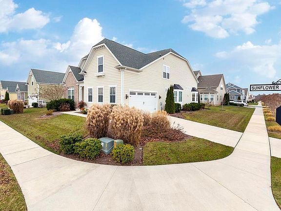 4th image of 36351 Sunflower Blvd