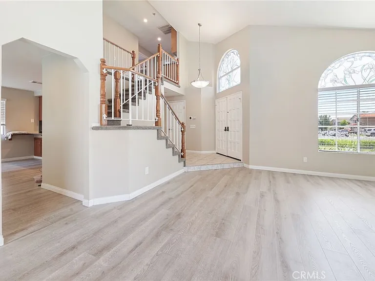 23205 Azela Cir — Photo 10