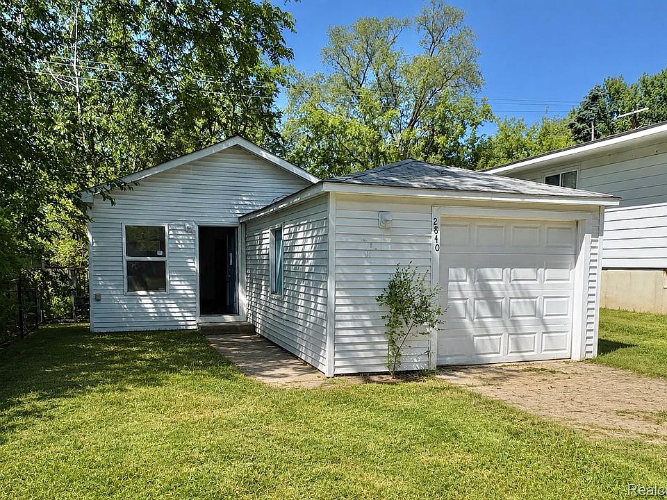 1st image of 2840 Oldsmobile Ave