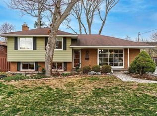 2053 Saxon Rd, Oakville, ON L6L2V1