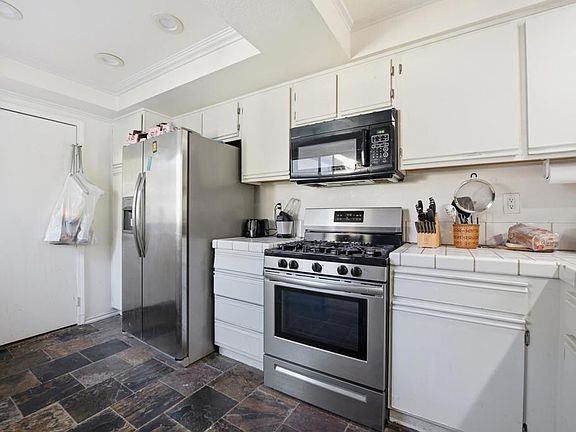 5th image of 1489 Goldrush Way