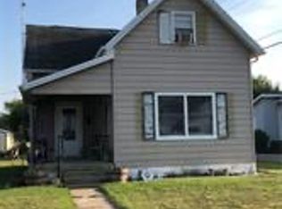 615 W 9th St, Rushville, IN