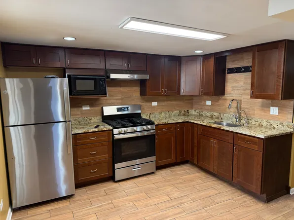 1210 S Lloyd Ave #2, Lombard, IL 60148