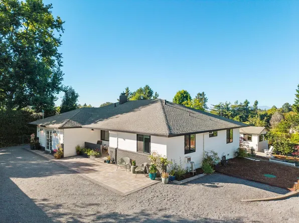 6370 Lone Pine Road, Sebastopol, CA 95472