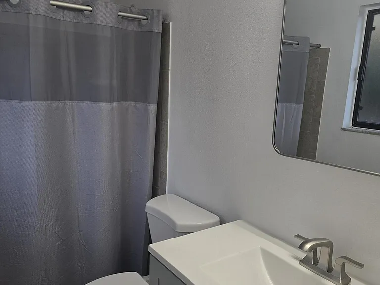 1418 Paley Cir SE — Photo 9