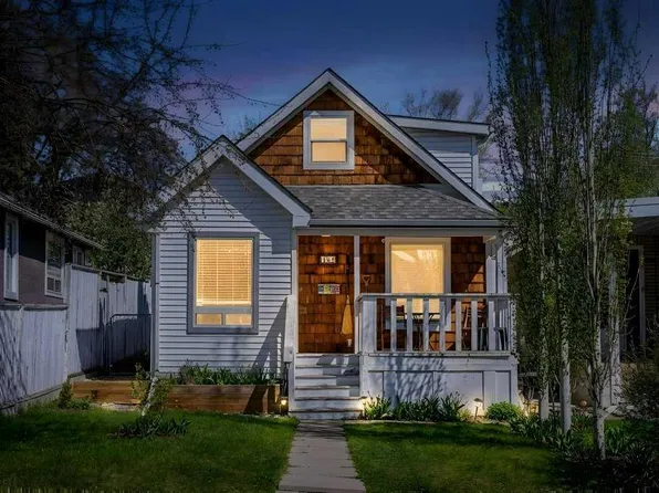 134 S 30th Ave NW, Calgary, AB T2M 2M9