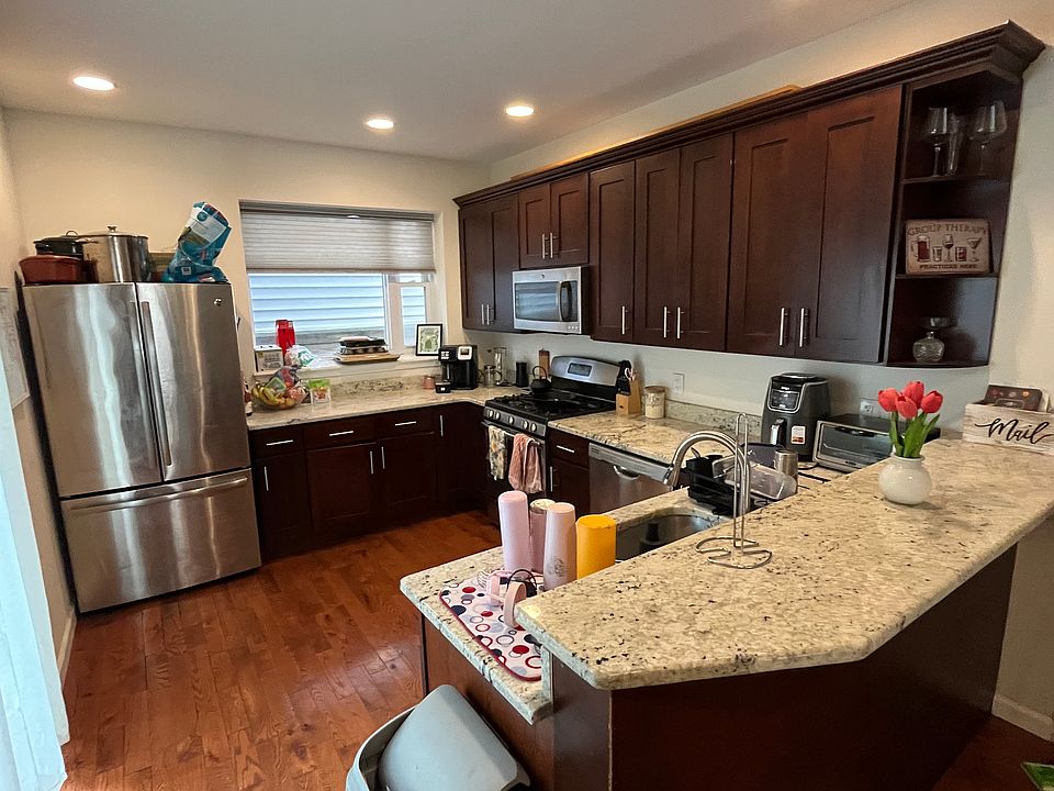 331-w-thompson-st-2025-1