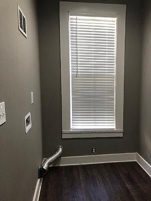 3rd image of 55 Sanford St
