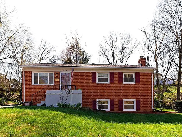 14707 Brook Dr — Photo 1