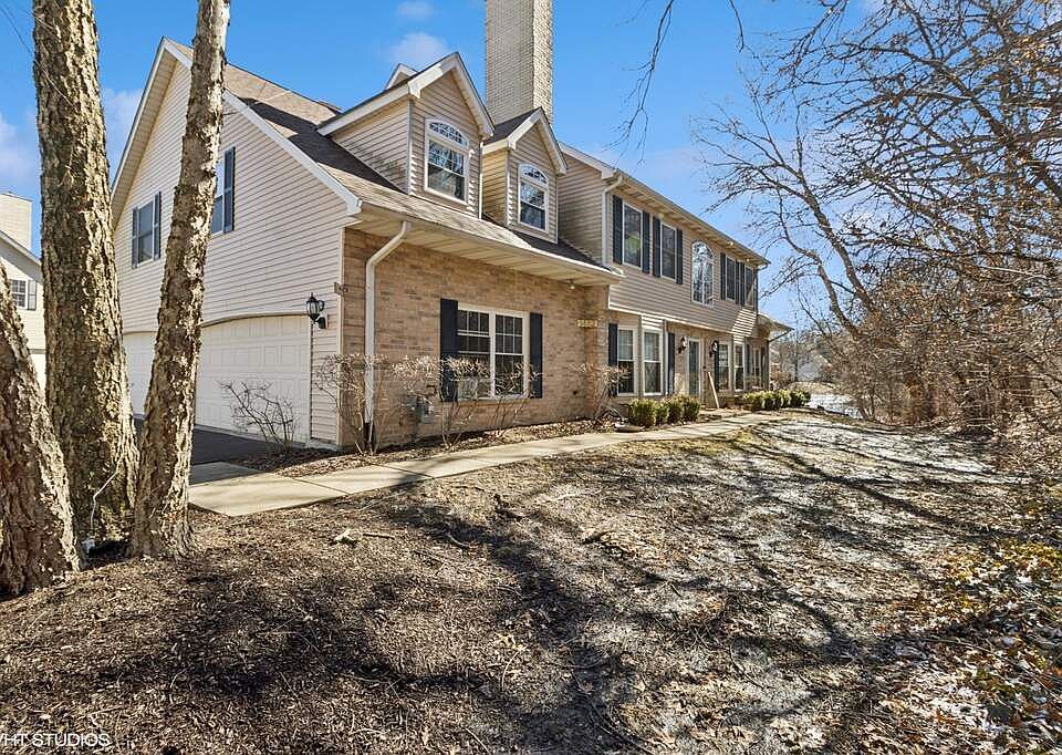 1st image of 1452 Laurel Oaks Dr #B
