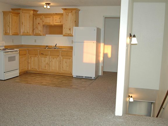 2nd image of 232 Black Ln #1