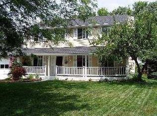 10326 N Bramblewood Rd, Perrysburg, OH 43551