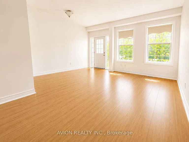9 Riverlands Ave — Photo 5
