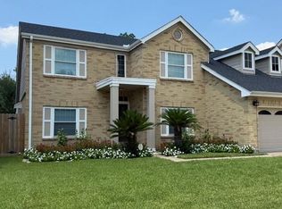 1018 Wentworth Dr, Pearland, TX 77584