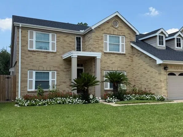 1018 Wentworth Dr, Pearland, TX 77584